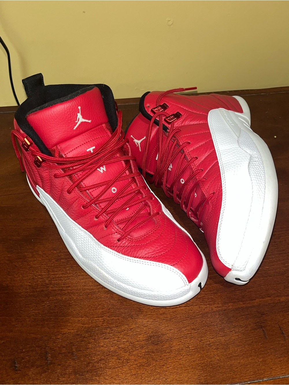 Air Jordan 12 Retro “Gym Red” Men’s Size 10